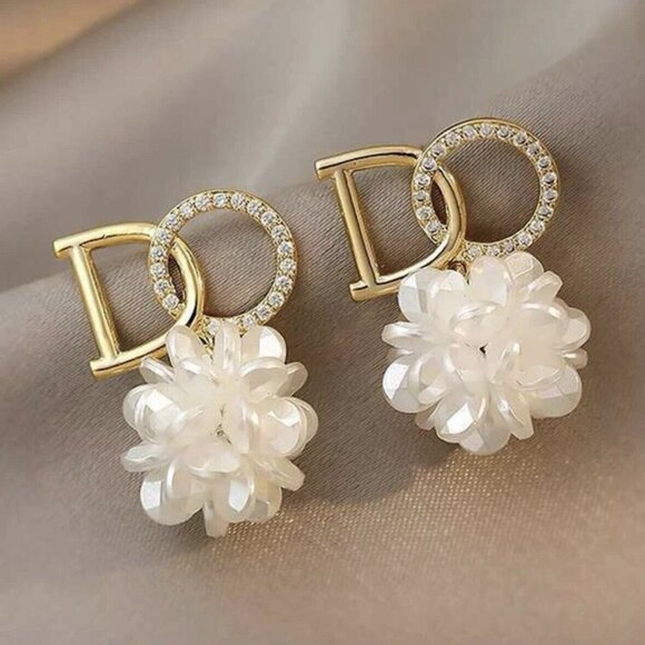 Elegant Stainless Steel Rhinestone Letter and Flower shape Earrings For Women - Picture 2 of 4